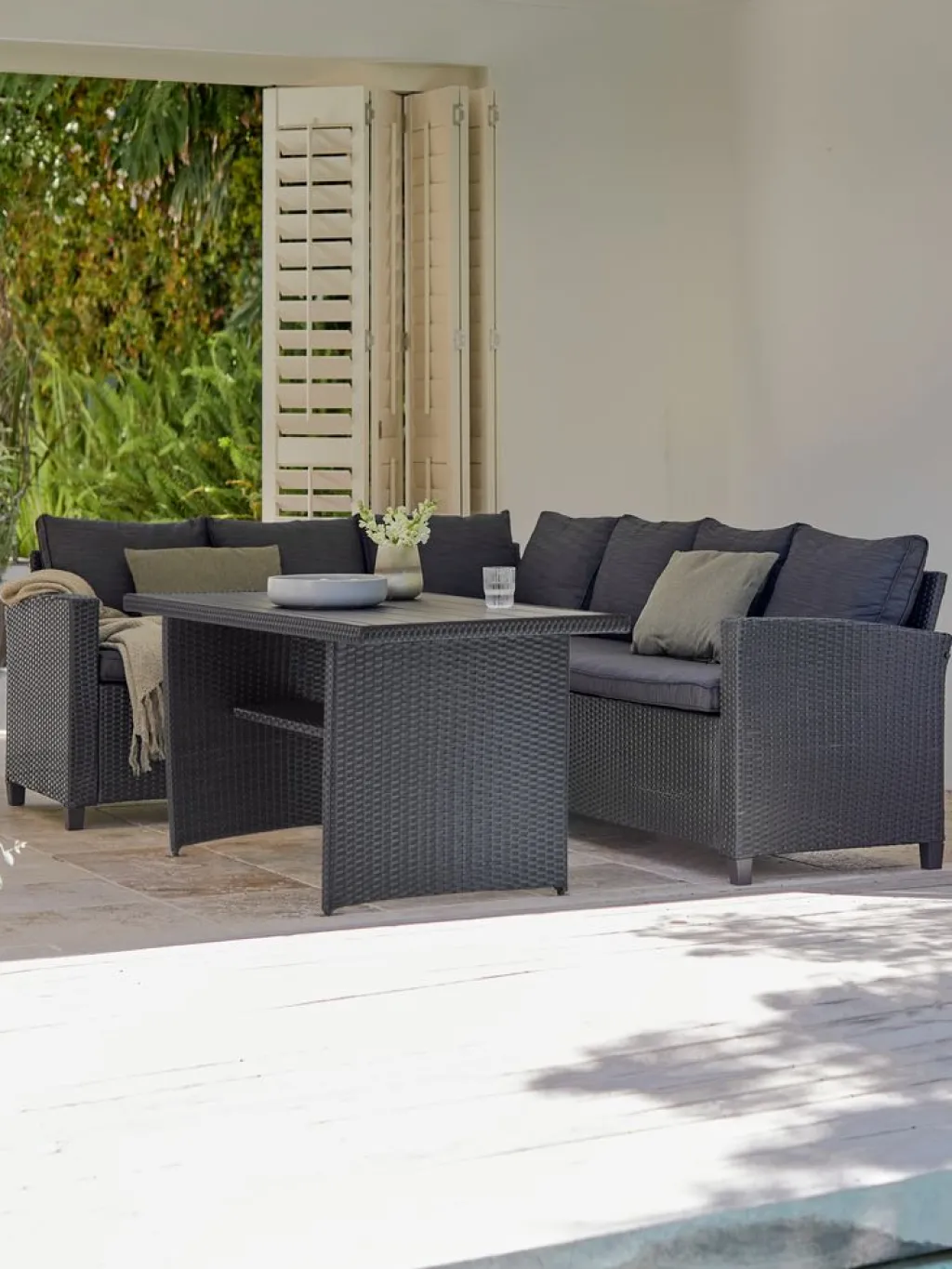 Conjuntos Mesa Y Sillas De Jardín|Muebles De Jardín>JYSK AGERMOSEConjunto muebles jardín AGERMOSE 6 plazas Negro