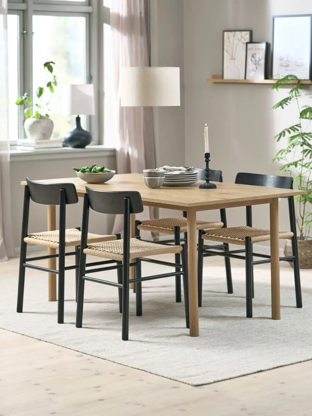 Mesas De Comedor|Conjuntos De Comedor>JYSK ALSTED + ISLEVMesa ALSTED L160 roble natural +4 sillas ISLEV negro/natural Negro+Natural