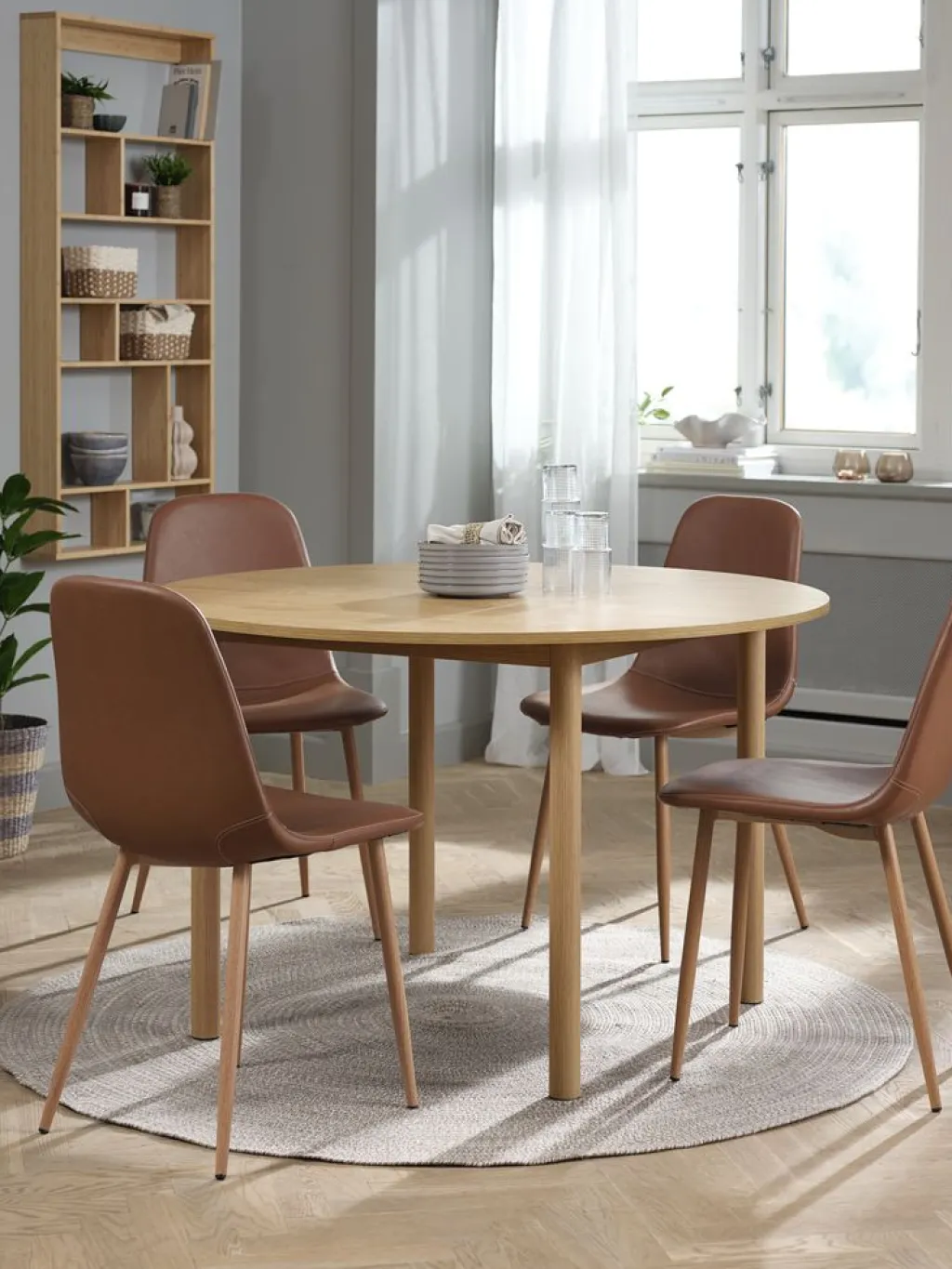 Mesas De Comedor>JYSK ALSTEDMesa de comedor ALSTED Ø120 color roble natural
