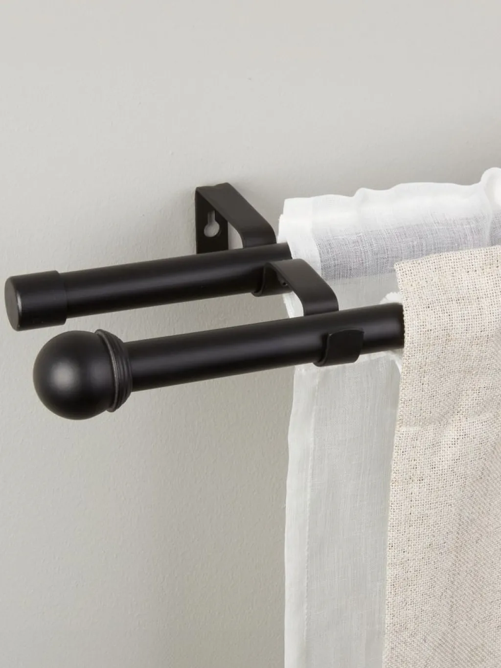 Barras Y Rieles Para Cortinas>JYSK BALLBarra de cortina doble BALL 200-340cm Negro