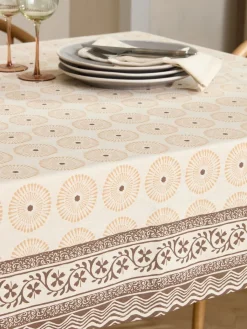 Manteles>JYSK BRUNMYRAKMantel BRUNMYRAK 140x240 marrón claro/marrón