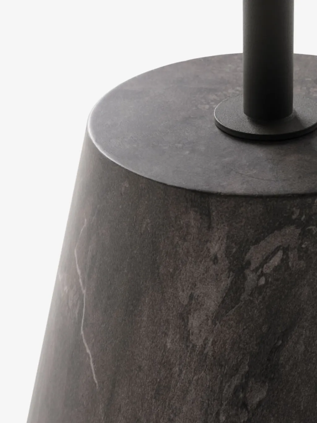 Mesas De Jardín|Muebles De Jardín>JYSK DALRIPAMesa auxiliar DALRIPA Ø45xA50 arena oscuro