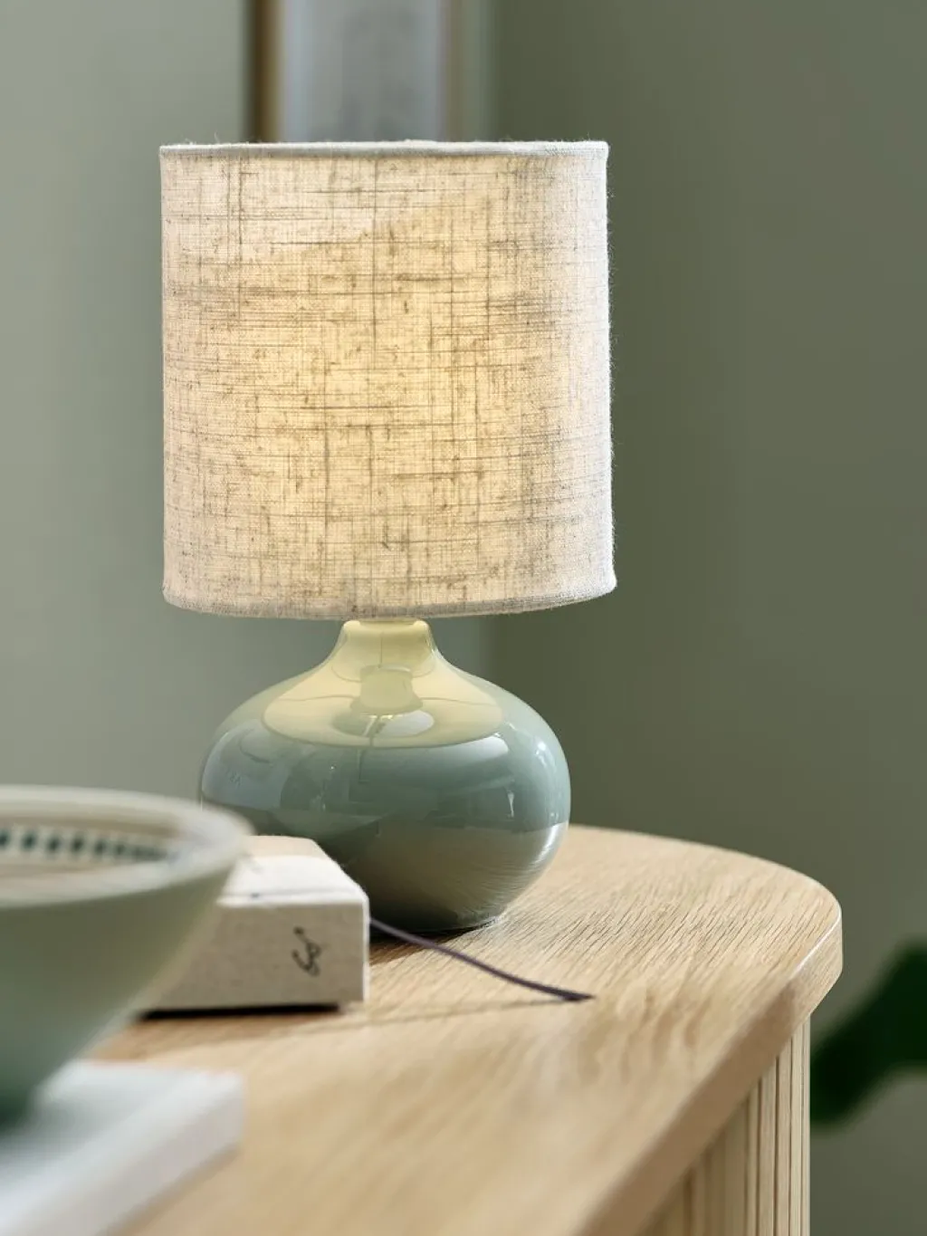 Lámparas>JYSK EIVINLámpara de mesa EIVIN Ø15xA25cm porcelana