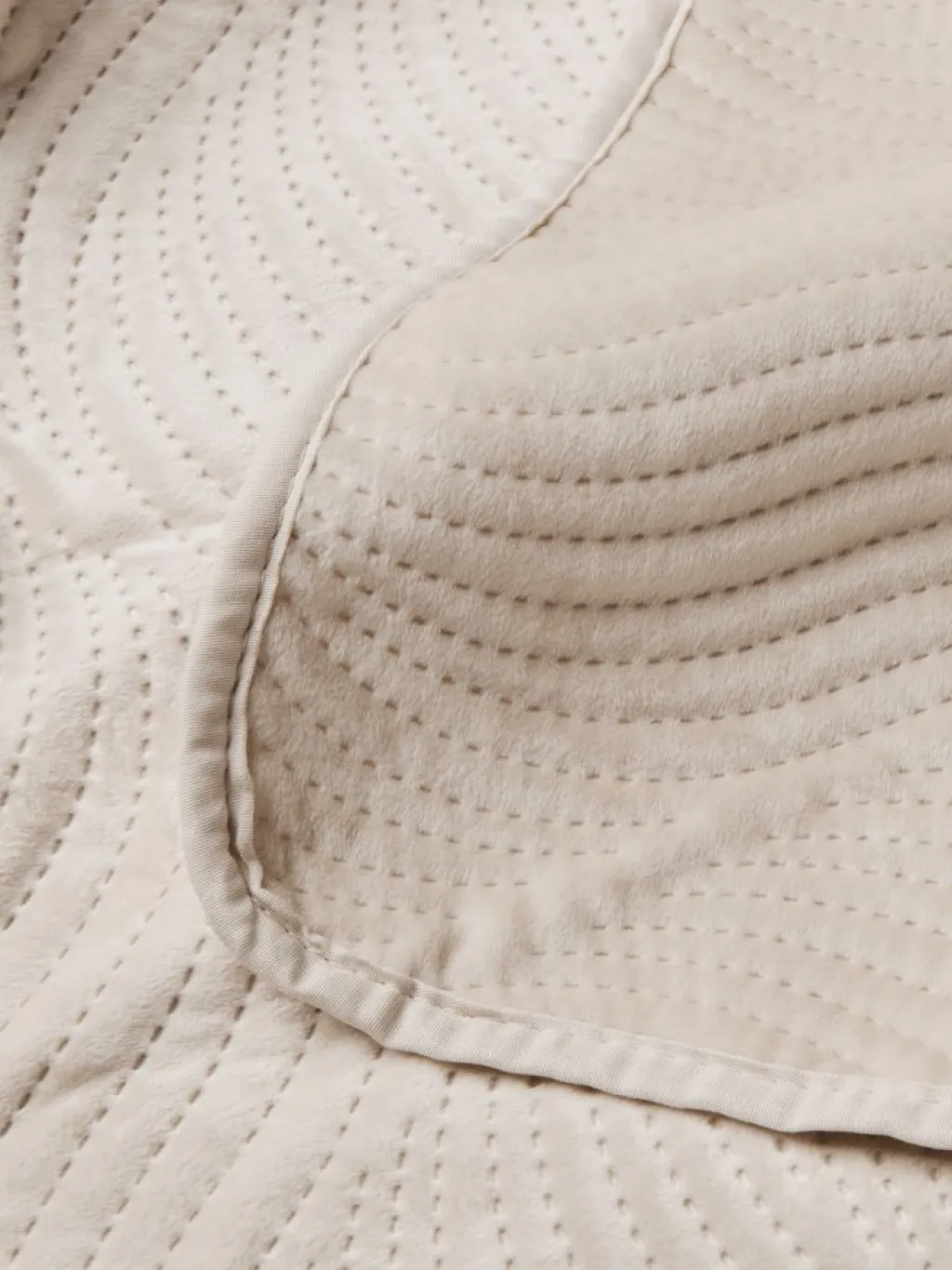 Colchas|Colchas>JYSK GLORIOSAColcha GLORIOSA 160x220 beis