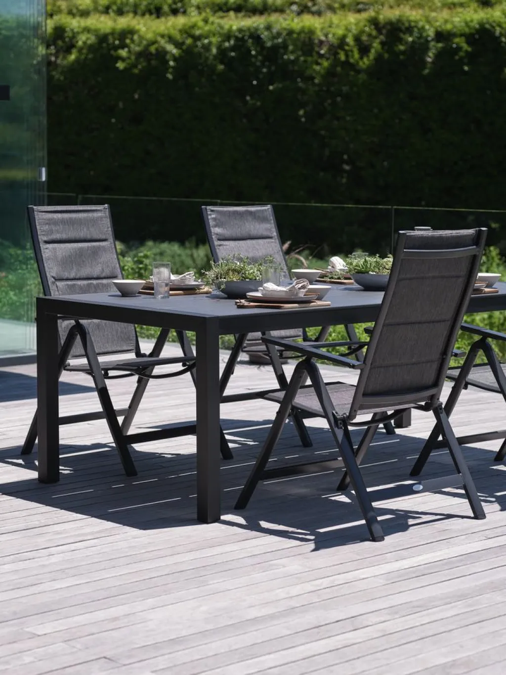 Conjuntos Mesa Y Sillas De Jardín>JUTLANDIA HAGEN + MYSENMesa HAGEN L214 + 4 sillas MYSEN gris