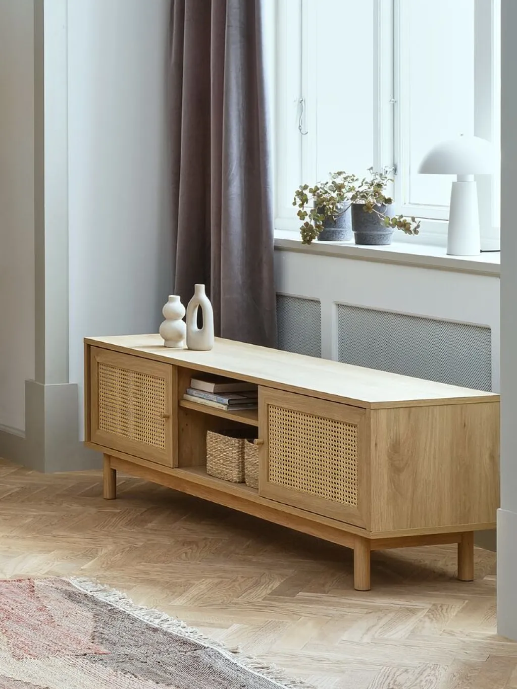 Muebles De TV>JYSK HALMSTADMueble TV HALMSTAD 2 puertas correderas color roble cálido