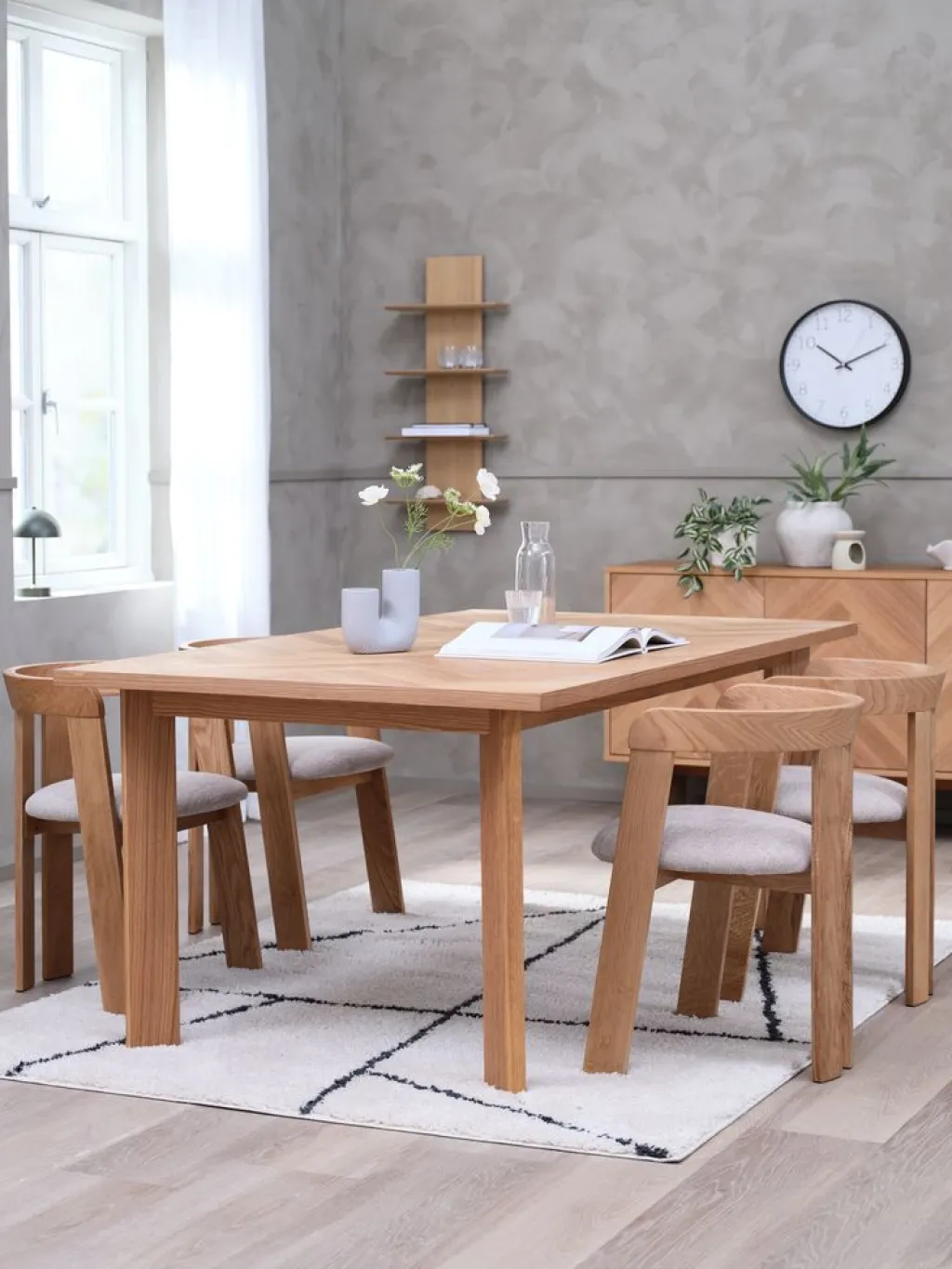 Mesas De Comedor|Conjuntos De Comedor>JYSK HARESKOV + BOVRUPMesa HARESKOV L200 roble natural + 4 sillas BOVRUP roble