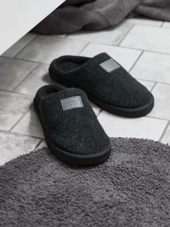 Pantuflas><noscript><img width=