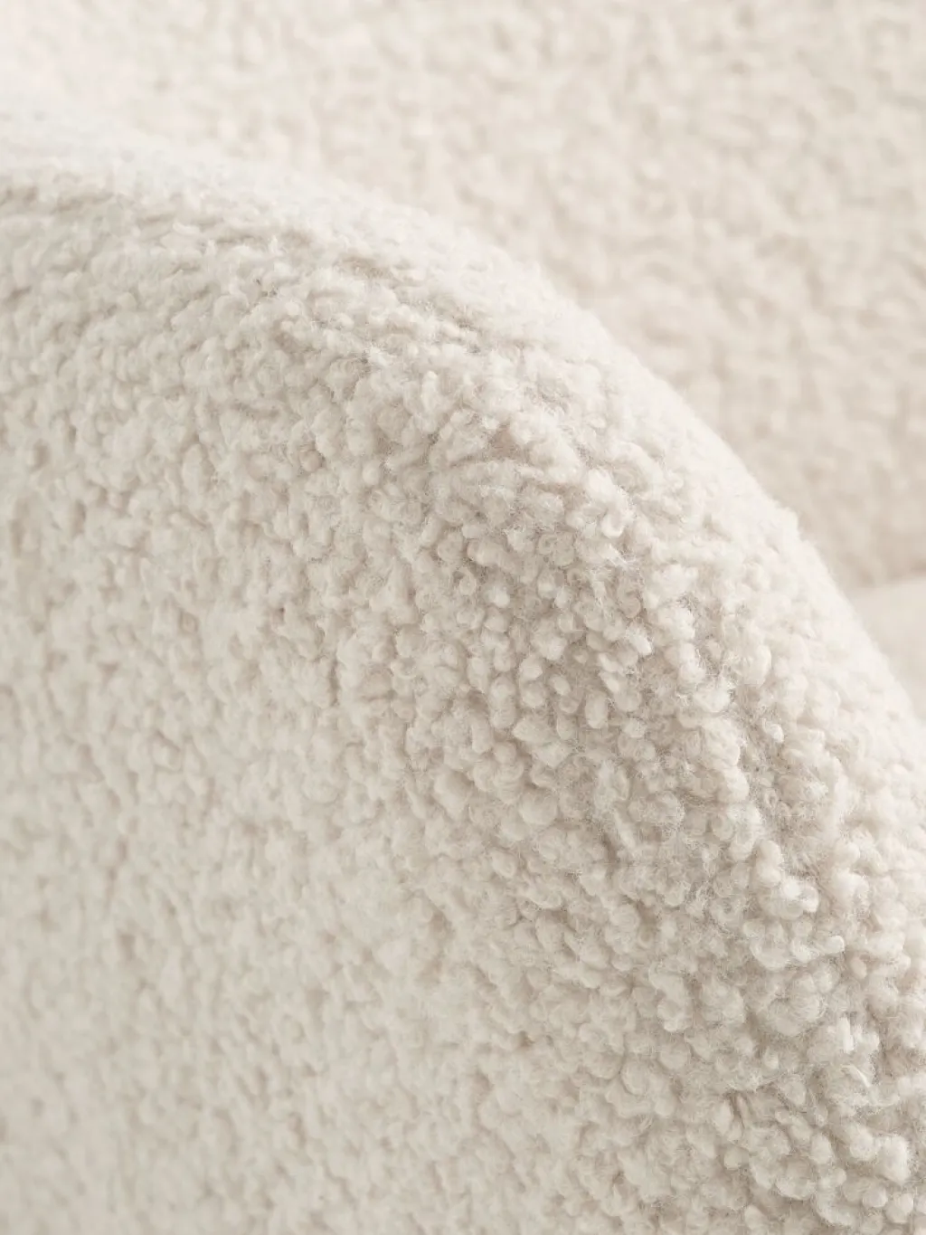 Sillones>JYSK HUNDESTEDSillón HUNDESTED felpa blanco crudo/color roble natural Blanco roto