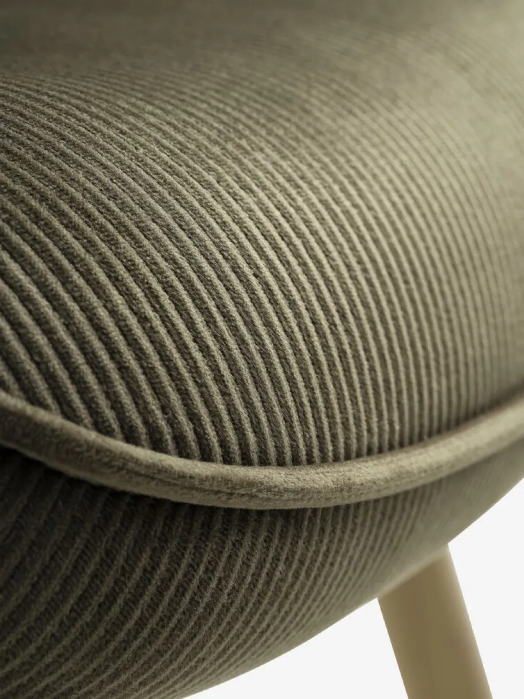 Sillones>JYSK HUNDESTEDSillón HUNDESTED pana /color roble natural Verde