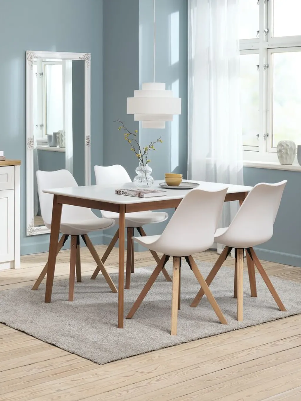 Mesas De Comedor|Conjuntos De Comedor>JYSK JEGIND + BLOKHUSMesa JEGIND L130 blanco + 4 sillas BLOKHUS blanco Blanco+Natural