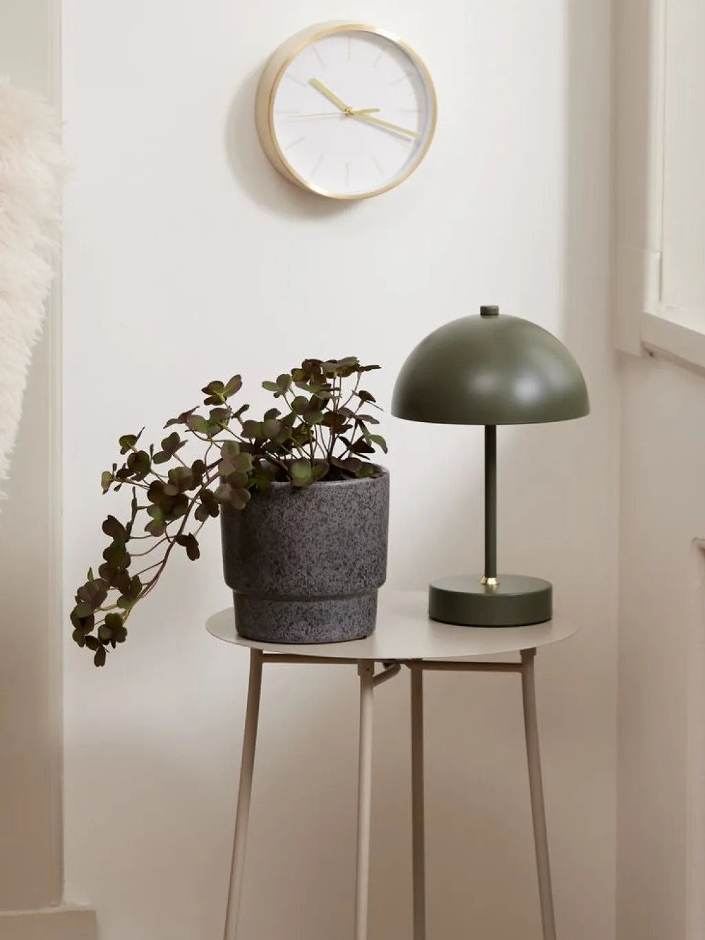 Iluminación Decorativa>JYSK KENTLámpara a pilas KENT Ø16xA25cm verde táctil y temporizador Verde oliva
