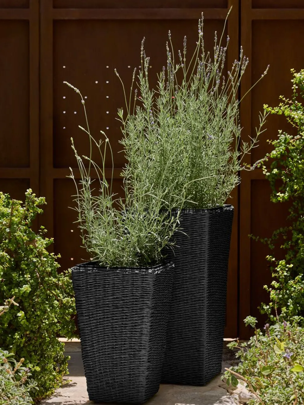 Maceteros>JYSK KUBBCesto de jardín KUBB A36xL36xA70 Negro