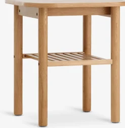 Mesas De Centro|Mesas Auxiliares>Royal Oak LYNGVIGMesa auxiliar LYNGVIG 45x45 1 estante roble natural