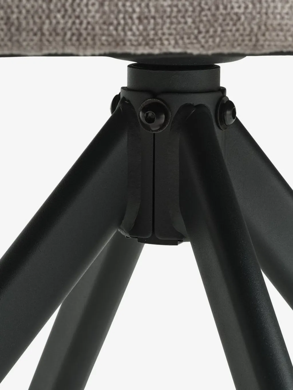 Sillas De Comedor>JYSK ROSTRUPSilla de comedor ROSTRUP giratoria tela /negro Arena