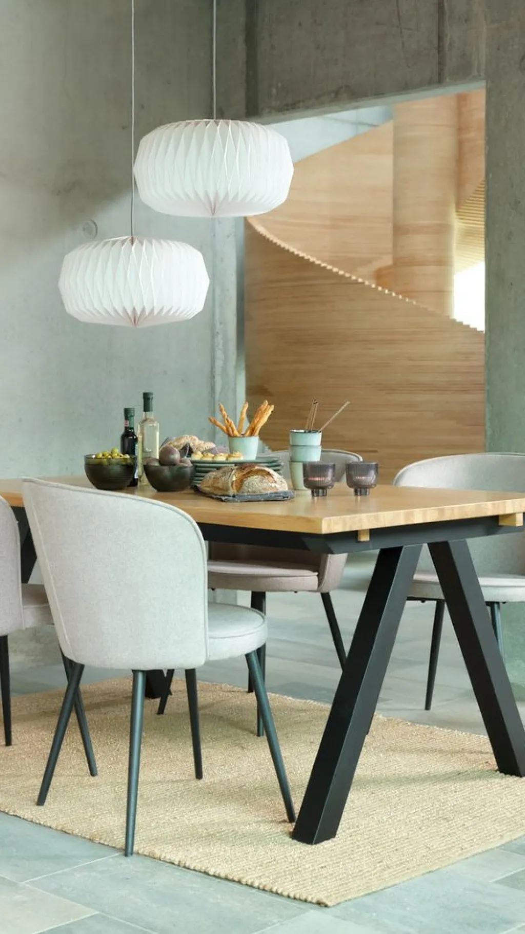 Mesas De Comedor|Conjuntos De Comedor>JYSK SANDBY + RISSKOVMesa SANDBY L160 roble natural + 4 sillas RISSKOV gris claro Roble natural+Negro
