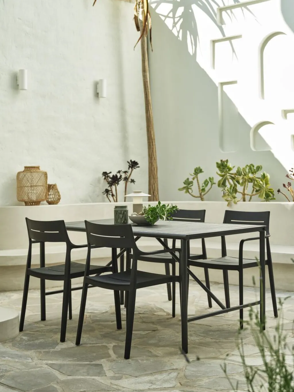 Mesas De Jardín>JYSK VIERLIMesa de jardín VIERLI A90xL149 negro