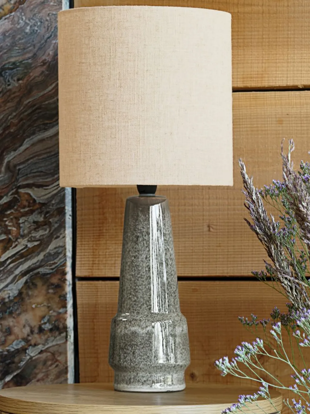 Lámparas>JYSK VIGGOLámpara de mesa VIGGO Ø21xA47cm gris